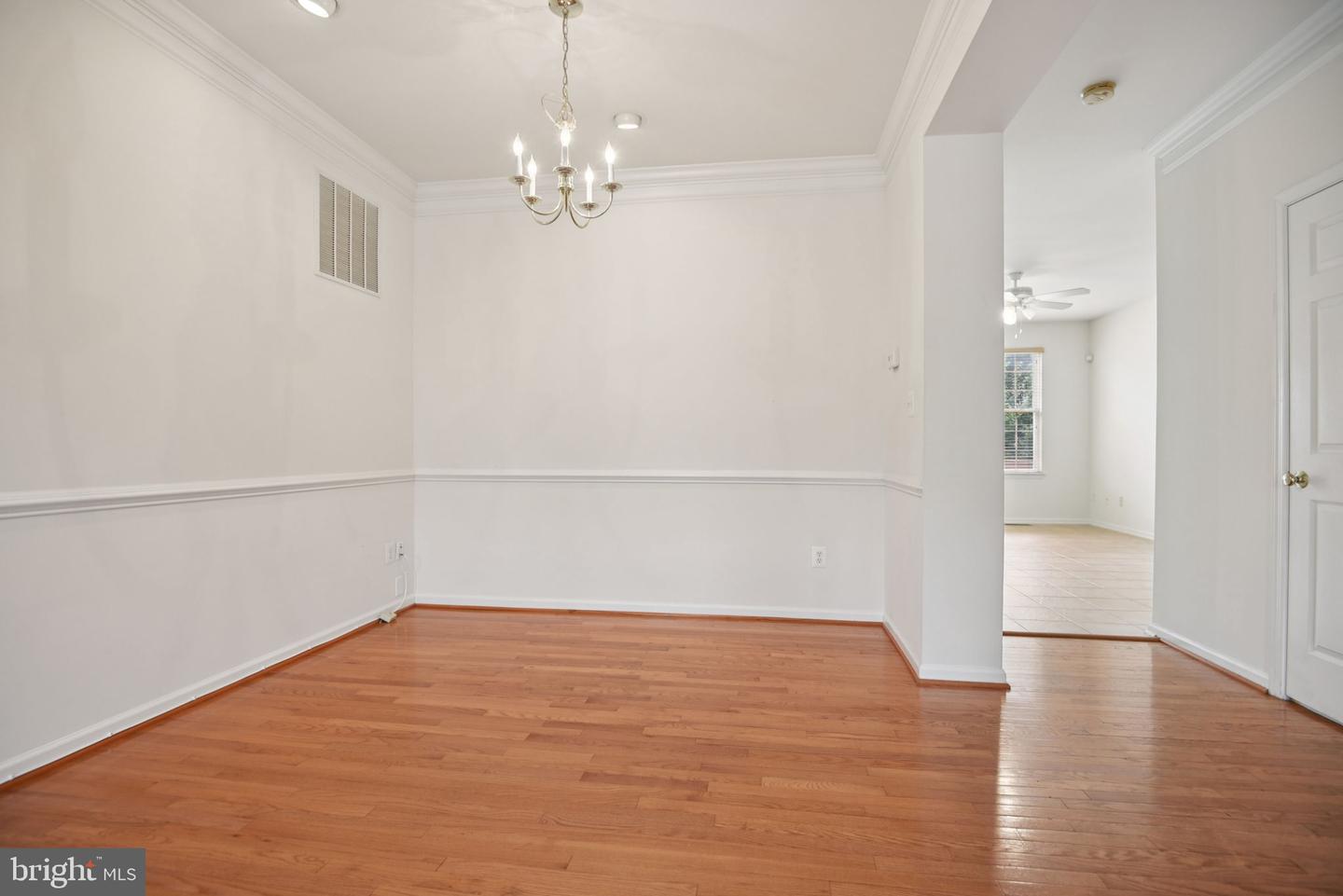 206 ELDER TER, PURCELLVILLE, Virginia 20132, 3 Bedrooms Bedrooms, ,2 BathroomsBathrooms,Residential,For sale,206 ELDER TER,VALO2100992 MLS # VALO2100992