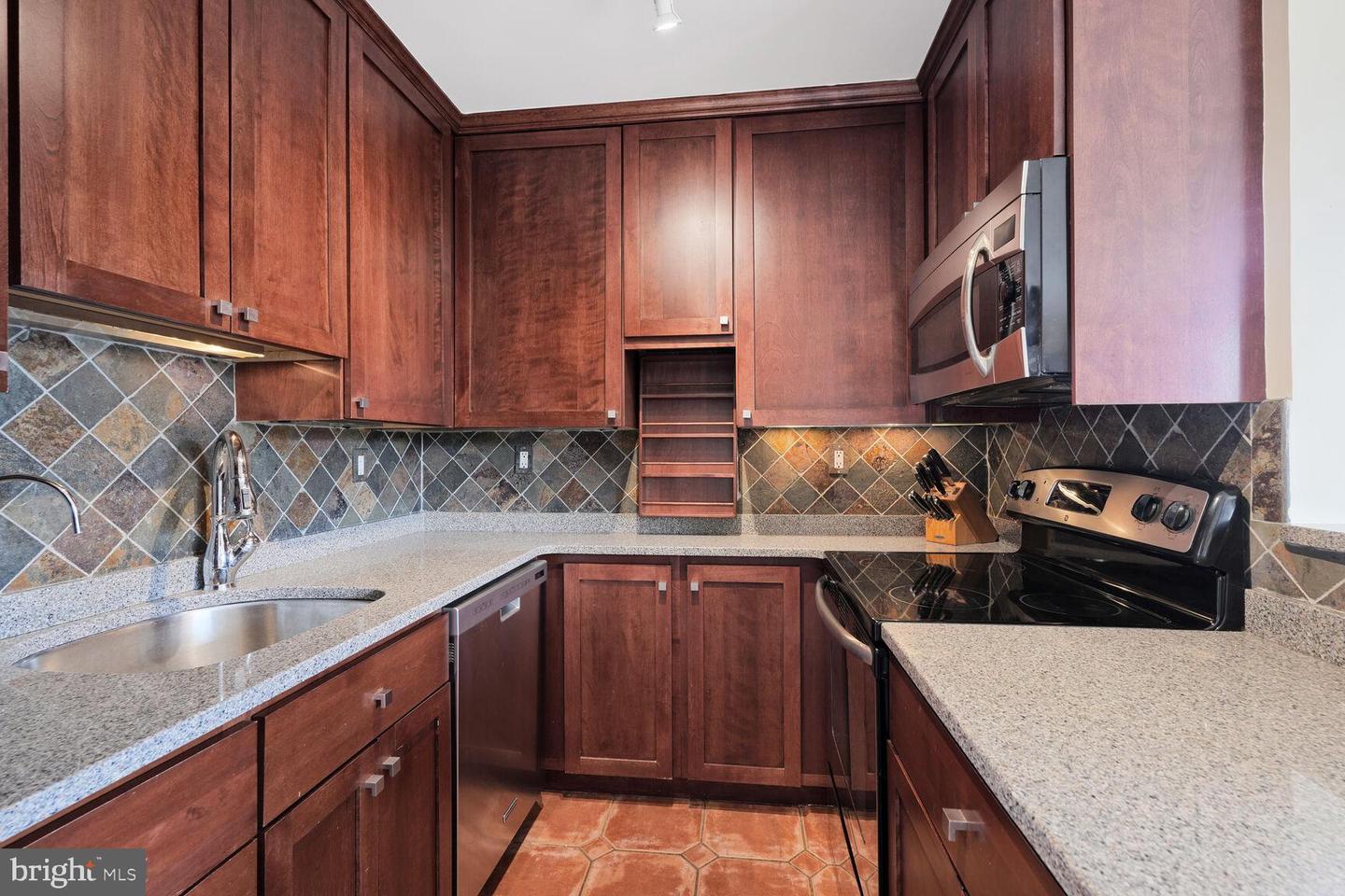 2501 CALVERT ST NW #701, WASHINGTON, District Of Columbia 20008, 2 Bedrooms Bedrooms, ,2 BathroomsBathrooms,Residential,For sale,2501 CALVERT ST NW #701,DCDC2208706 MLS # DCDC2208706