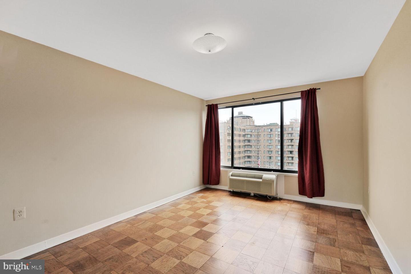 2501 CALVERT ST NW #701, WASHINGTON, District Of Columbia 20008, 2 Bedrooms Bedrooms, ,2 BathroomsBathrooms,Residential,For sale,2501 CALVERT ST NW #701,DCDC2208706 MLS # DCDC2208706