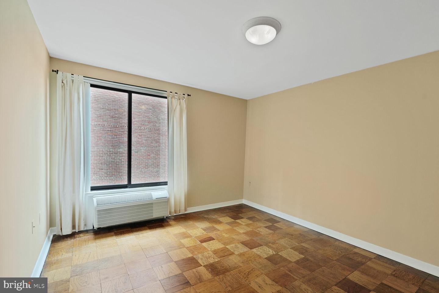 2501 CALVERT ST NW #701, WASHINGTON, District Of Columbia 20008, 2 Bedrooms Bedrooms, ,2 BathroomsBathrooms,Residential,For sale,2501 CALVERT ST NW #701,DCDC2208706 MLS # DCDC2208706