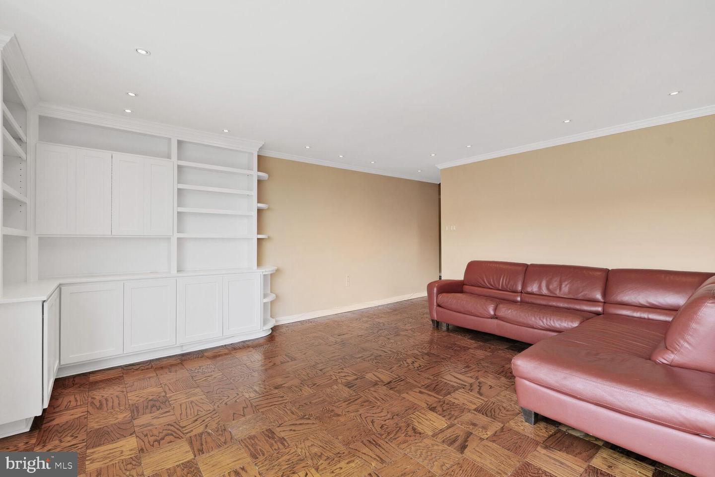 2501 CALVERT ST NW #701, WASHINGTON, District Of Columbia 20008, 2 Bedrooms Bedrooms, ,2 BathroomsBathrooms,Residential,For sale,2501 CALVERT ST NW #701,DCDC2208706 MLS # DCDC2208706