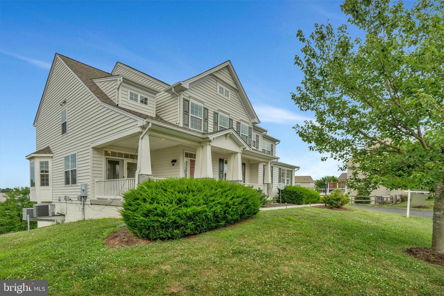 43084 LITTLE ANGEL CT, LEESBURG, Virginia 20176, 5 Bedrooms Bedrooms, ,3 BathroomsBathrooms,Residential,For sale,43084 LITTLE ANGEL CT,VALO2101070 MLS # VALO2101070
