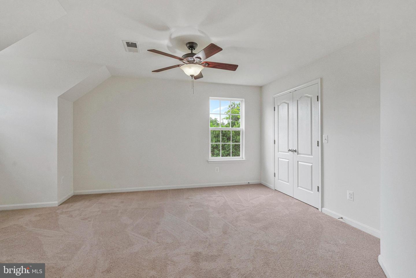 43084 LITTLE ANGEL CT, LEESBURG, Virginia 20176, 5 Bedrooms Bedrooms, ,3 BathroomsBathrooms,Residential,For sale,43084 LITTLE ANGEL CT,VALO2101070 MLS # VALO2101070