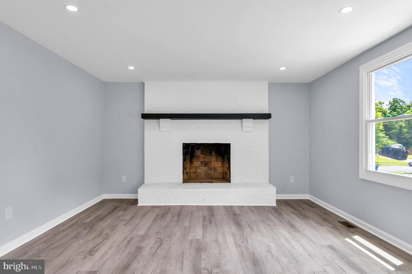 7401 LOUGHBORO LN, SPRINGFIELD, Virginia 22150, 5 Bedrooms Bedrooms, ,3 BathroomsBathrooms,Residential,For sale,7401 LOUGHBORO LN,VAFX2253142 MLS # VAFX2253142
