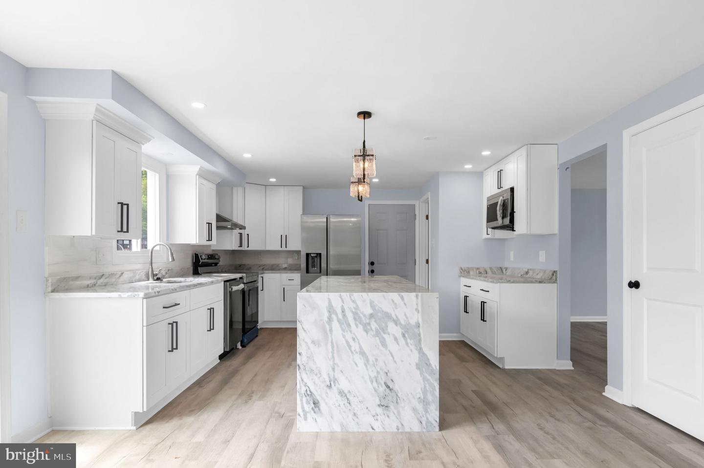 7401 LOUGHBORO LN, SPRINGFIELD, Virginia 22150, 5 Bedrooms Bedrooms, ,3 BathroomsBathrooms,Residential,For sale,7401 LOUGHBORO LN,VAFX2253142 MLS # VAFX2253142