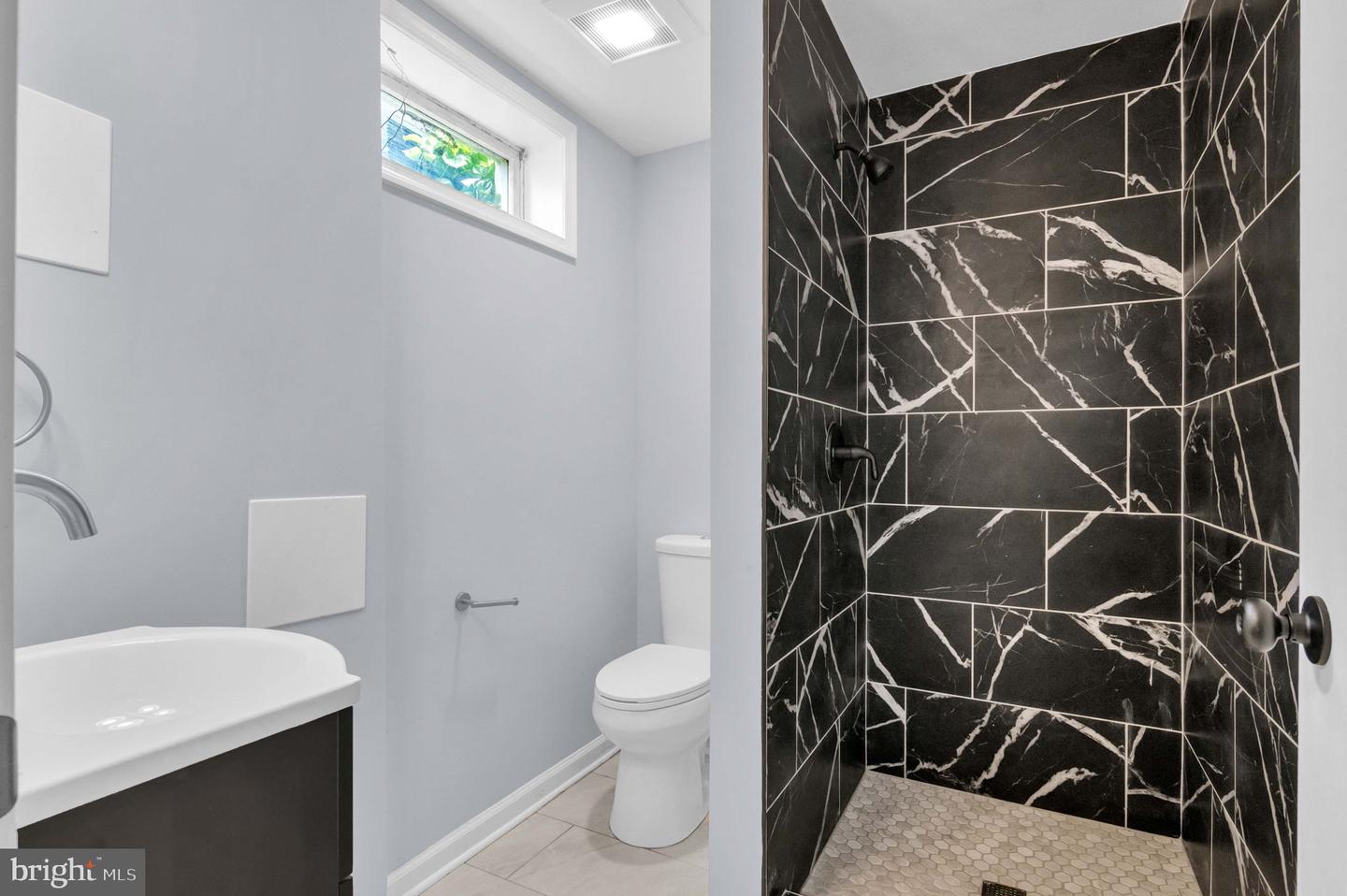 7401 LOUGHBORO LN, SPRINGFIELD, Virginia 22150, 5 Bedrooms Bedrooms, ,3 BathroomsBathrooms,Residential,For sale,7401 LOUGHBORO LN,VAFX2253142 MLS # VAFX2253142