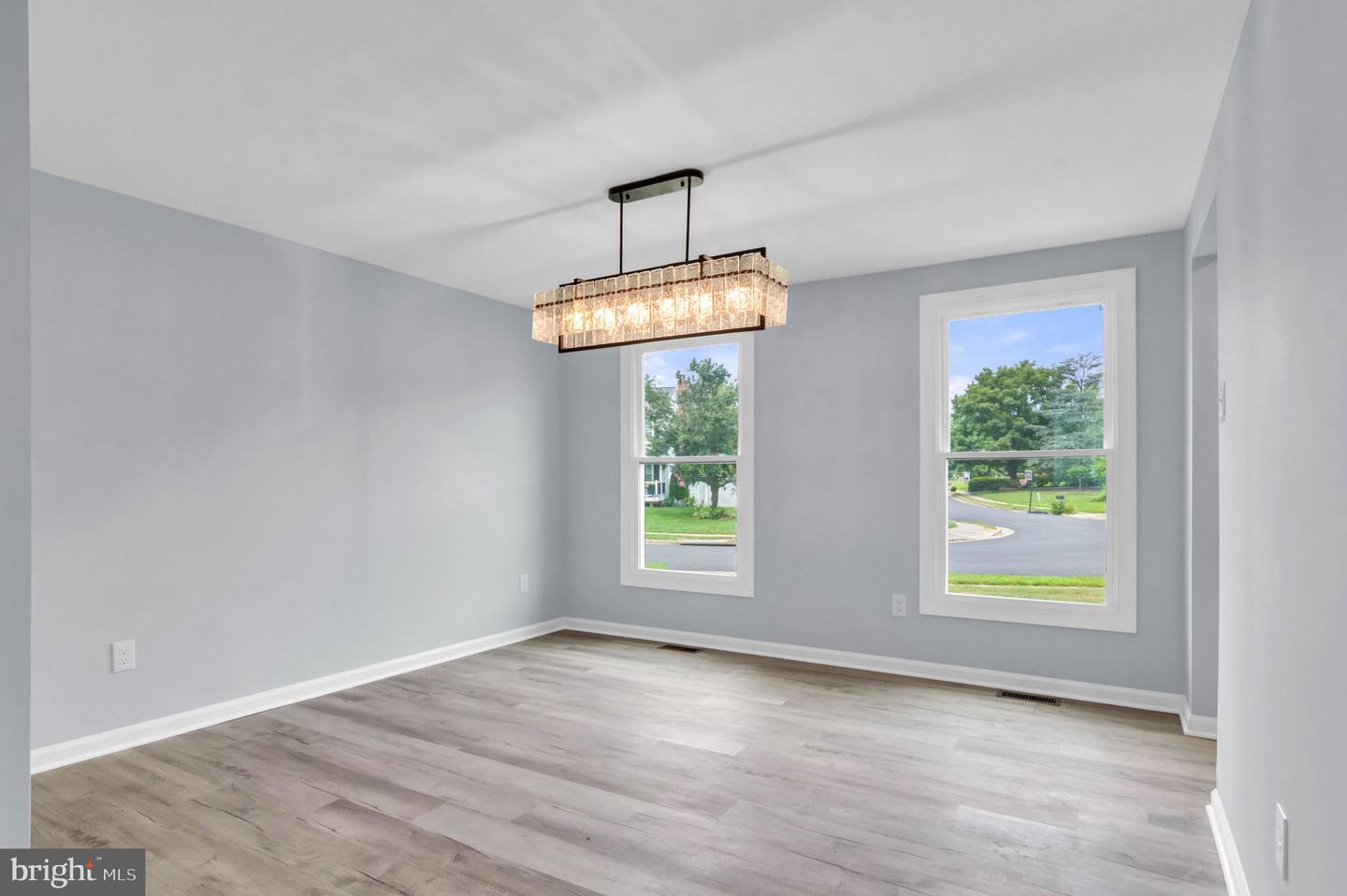 7401 LOUGHBORO LN, SPRINGFIELD, Virginia 22150, 5 Bedrooms Bedrooms, ,3 BathroomsBathrooms,Residential,For sale,7401 LOUGHBORO LN,VAFX2253142 MLS # VAFX2253142