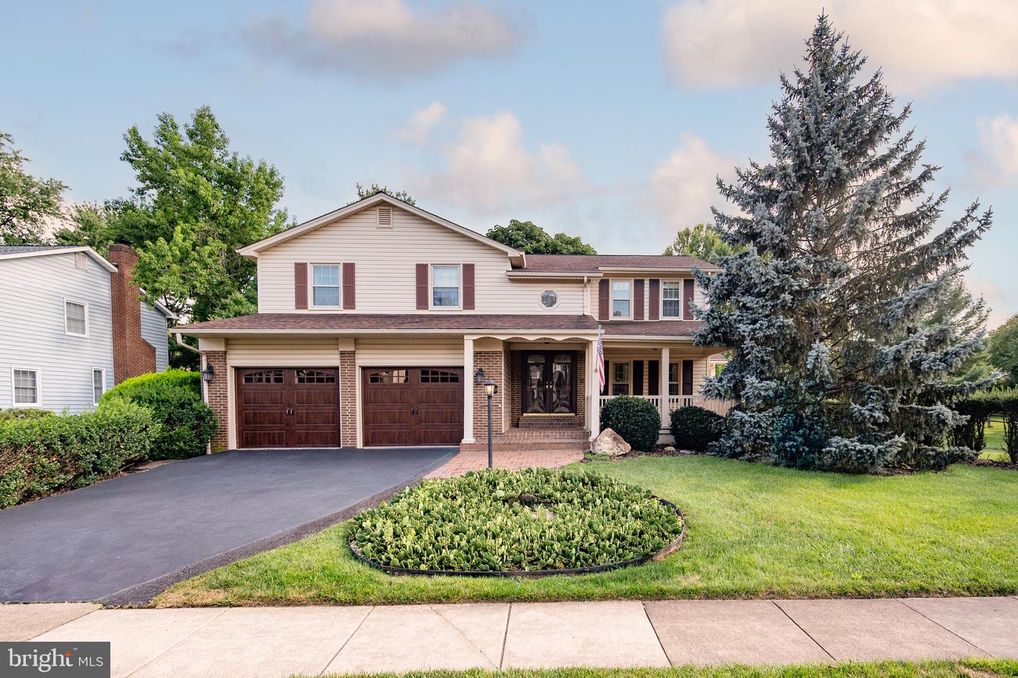 13405 VIRGINIA WILLOW DR, FAIRFAX, Virginia 22033, 3 Bedrooms Bedrooms, ,3 BathroomsBathrooms,Residential,For sale,13405 VIRGINIA WILLOW DR,VAFX2253180 MLS # VAFX2253180