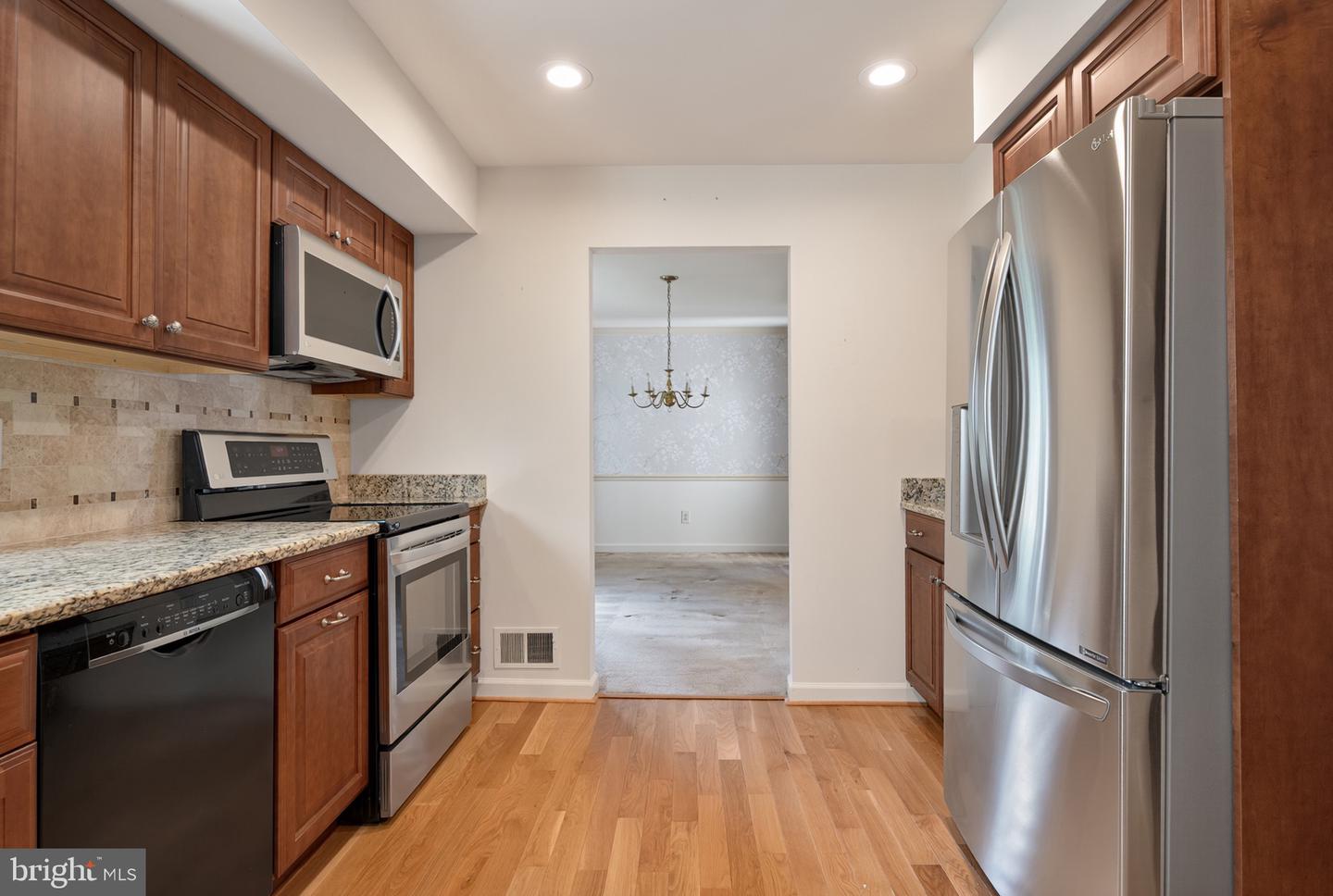 13405 VIRGINIA WILLOW DR, FAIRFAX, Virginia 22033, 3 Bedrooms Bedrooms, ,3 BathroomsBathrooms,Residential,For sale,13405 VIRGINIA WILLOW DR,VAFX2253180 MLS # VAFX2253180
