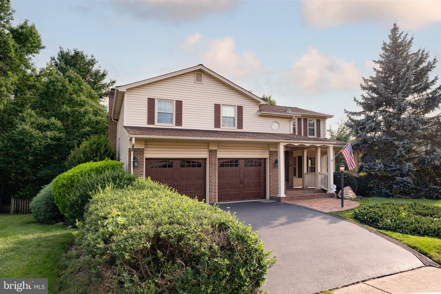 13405 VIRGINIA WILLOW DR, FAIRFAX, Virginia 22033, 3 Bedrooms Bedrooms, ,3 BathroomsBathrooms,Residential,For sale,13405 VIRGINIA WILLOW DR,VAFX2253180 MLS # VAFX2253180