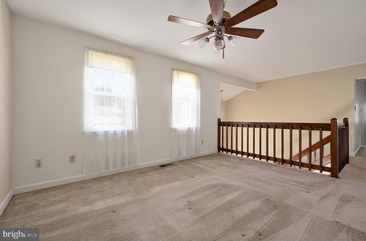 13405 VIRGINIA WILLOW DR, FAIRFAX, Virginia 22033, 3 Bedrooms Bedrooms, ,3 BathroomsBathrooms,Residential,For sale,13405 VIRGINIA WILLOW DR,VAFX2253180 MLS # VAFX2253180