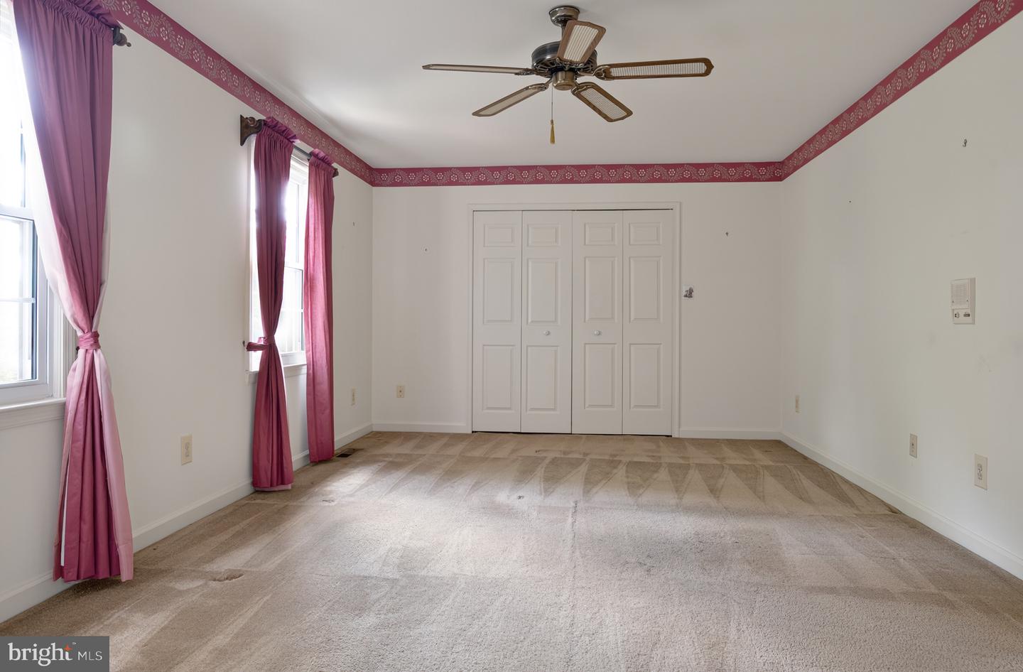 13405 VIRGINIA WILLOW DR, FAIRFAX, Virginia 22033, 3 Bedrooms Bedrooms, ,3 BathroomsBathrooms,Residential,For sale,13405 VIRGINIA WILLOW DR,VAFX2253180 MLS # VAFX2253180