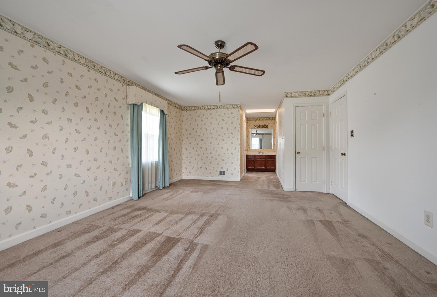 13405 VIRGINIA WILLOW DR, FAIRFAX, Virginia 22033, 3 Bedrooms Bedrooms, ,3 BathroomsBathrooms,Residential,For sale,13405 VIRGINIA WILLOW DR,VAFX2253180 MLS # VAFX2253180