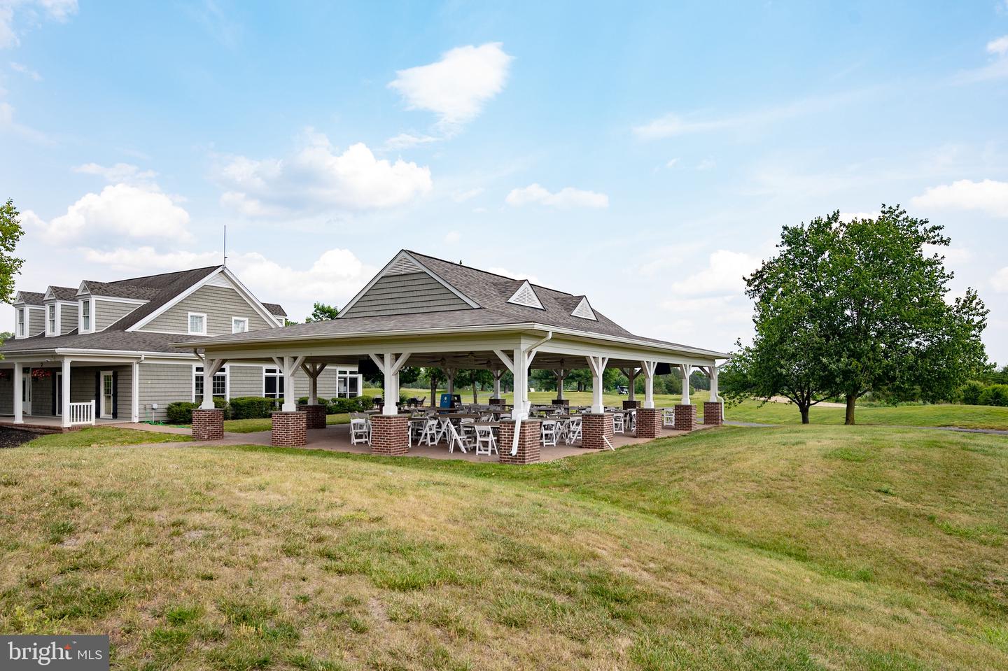 13405 VIRGINIA WILLOW DR, FAIRFAX, Virginia 22033, 3 Bedrooms Bedrooms, ,3 BathroomsBathrooms,Residential,For sale,13405 VIRGINIA WILLOW DR,VAFX2253180 MLS # VAFX2253180