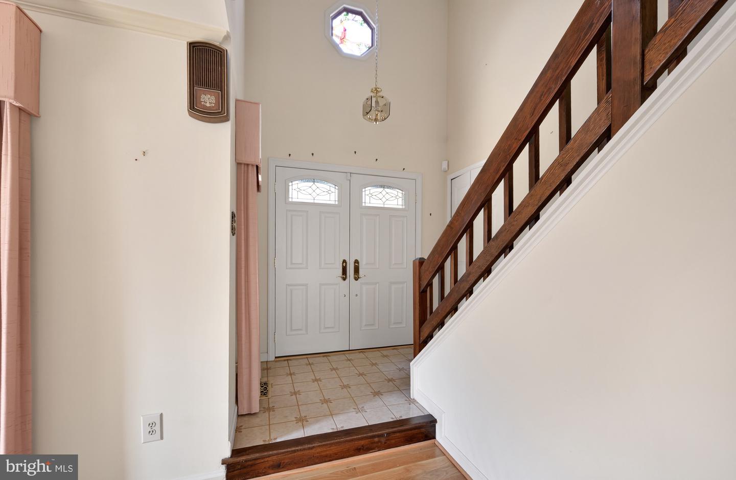 13405 VIRGINIA WILLOW DR, FAIRFAX, Virginia 22033, 3 Bedrooms Bedrooms, ,3 BathroomsBathrooms,Residential,For sale,13405 VIRGINIA WILLOW DR,VAFX2253180 MLS # VAFX2253180