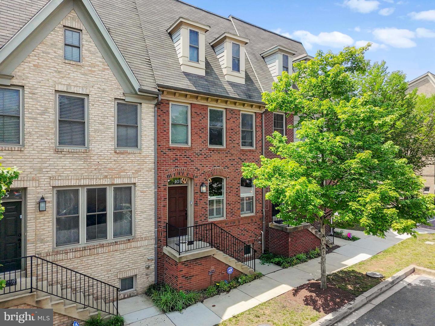 103 WALTMAN PL NE, WASHINGTON, District Of Columbia 20011, 4 Bedrooms Bedrooms, ,2 BathroomsBathrooms,Residential,For sale,103 WALTMAN PL NE,DCDC2209274 MLS # DCDC2209274