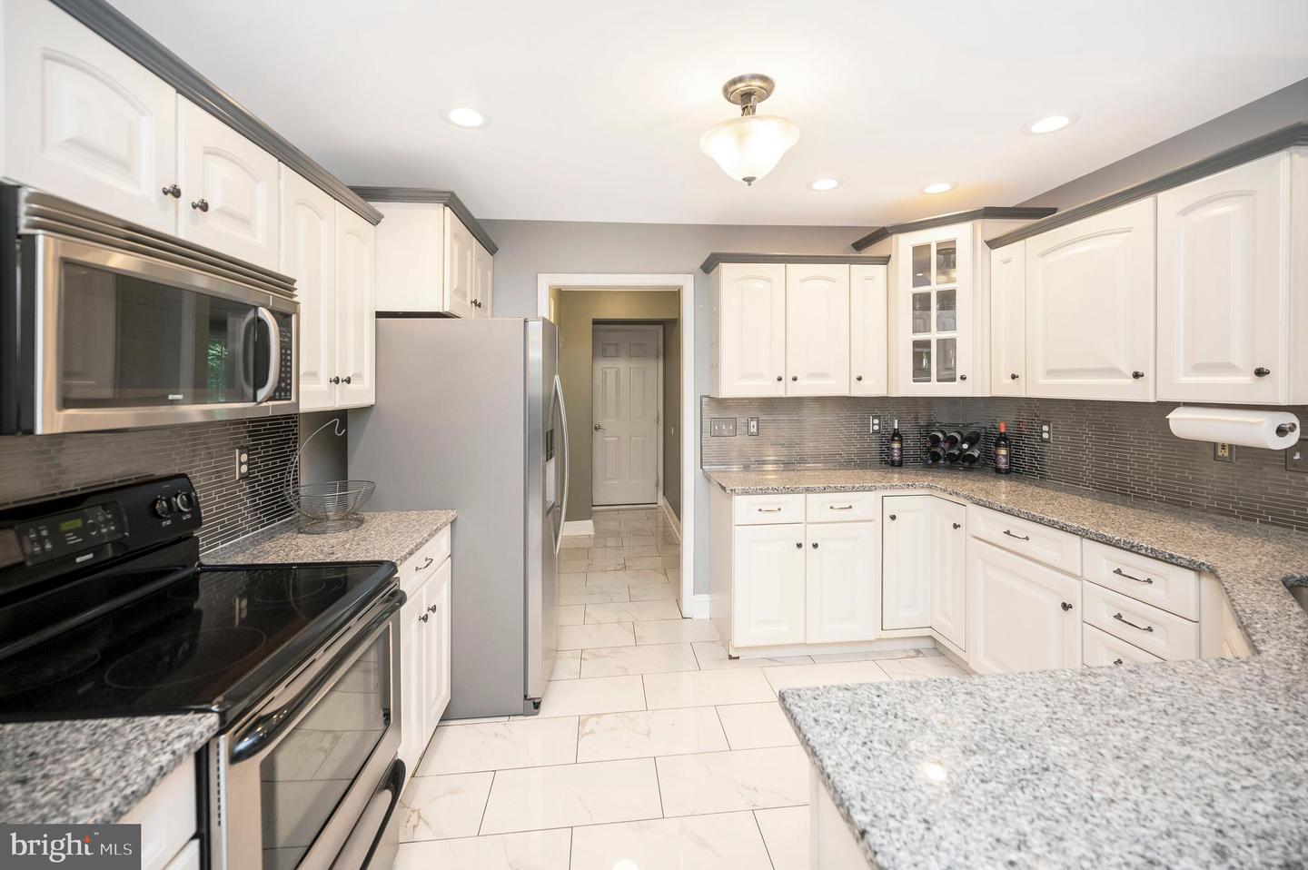 403 WESTOVER PKWY, LOCUST GROVE, Virginia 22508, 3 Bedrooms Bedrooms, 12 Rooms Rooms,2 BathroomsBathrooms,Residential,For sale,403 WESTOVER PKWY,VAOR2010146 MLS # VAOR2010146