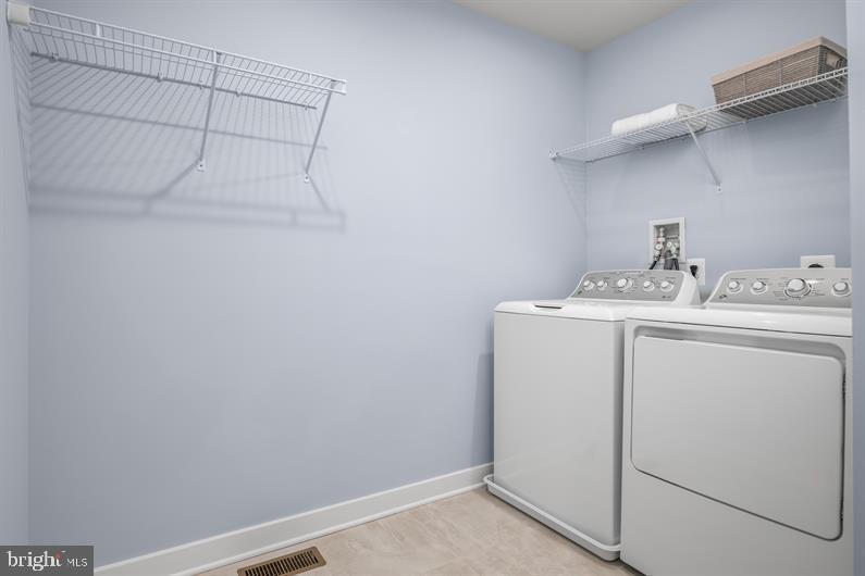 1010-1007C SWEETHEART DR #IMMEDIATE DELV, FREDERICKSBURG, Virginia 22406, 4 Bedrooms Bedrooms, ,3 BathroomsBathrooms,Residential,For sale,1010-1007C SWEETHEART DR #IMMEDIATE DELV,VAST2040660 MLS # VAST2040660