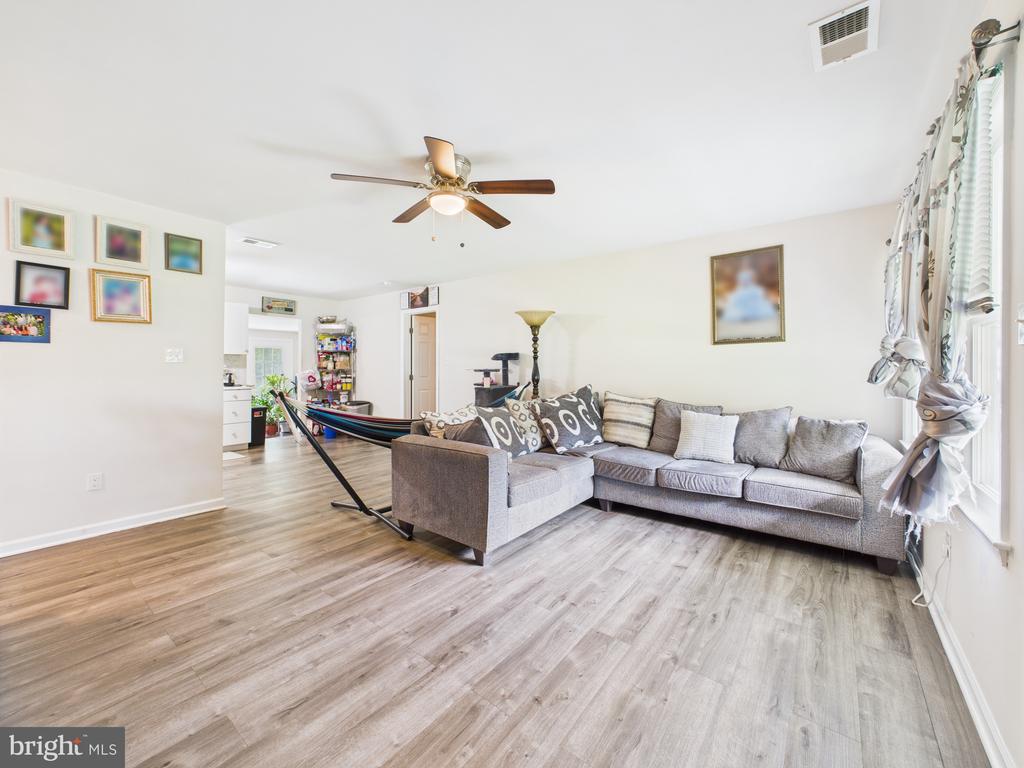 9803 LEAVELLS RD, FREDERICKSBURG, Virginia 22407, 3 Bedrooms Bedrooms, ,2 BathroomsBathrooms,Residential,9803 LEAVELLS RD,VASP2034668 MLS # VASP2034668