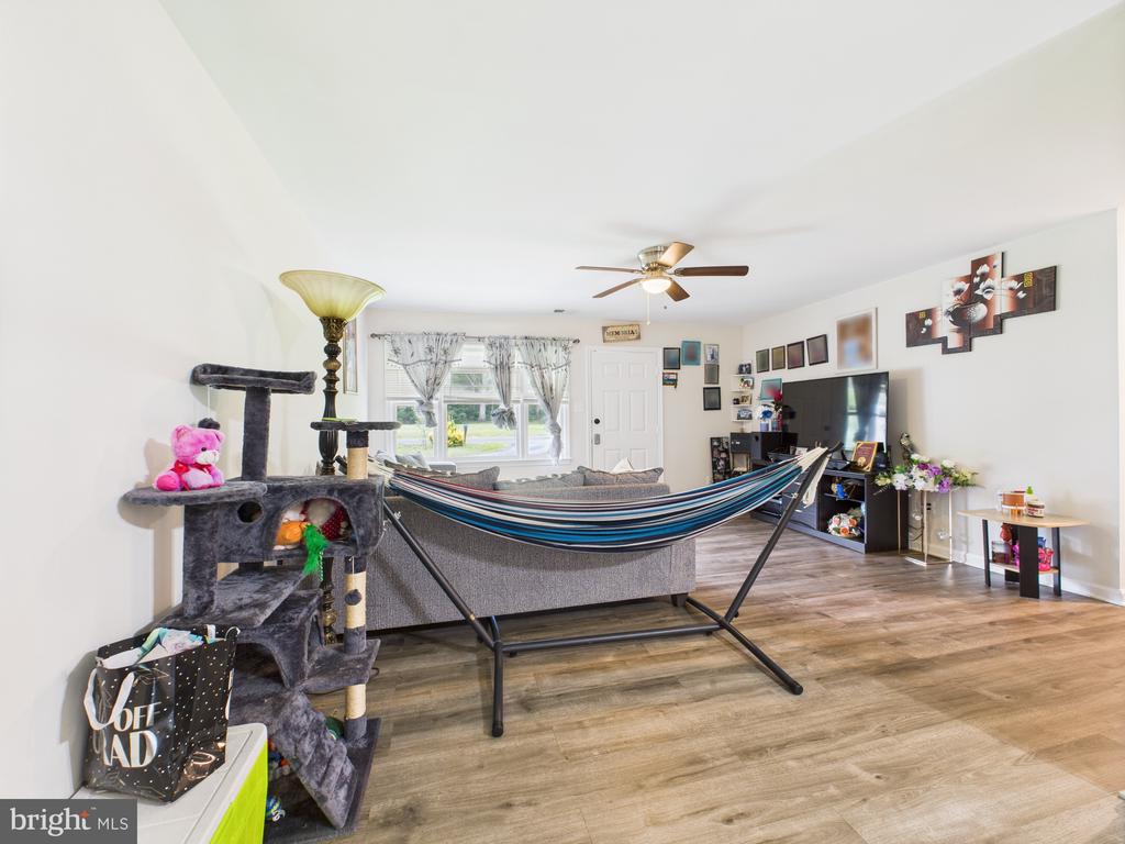 9803 LEAVELLS RD, FREDERICKSBURG, Virginia 22407, 3 Bedrooms Bedrooms, ,2 BathroomsBathrooms,Residential,9803 LEAVELLS RD,VASP2034668 MLS # VASP2034668