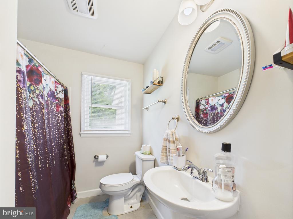 9803 LEAVELLS RD, FREDERICKSBURG, Virginia 22407, 3 Bedrooms Bedrooms, ,2 BathroomsBathrooms,Residential,9803 LEAVELLS RD,VASP2034668 MLS # VASP2034668