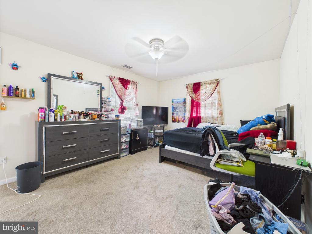 9803 LEAVELLS RD, FREDERICKSBURG, Virginia 22407, 3 Bedrooms Bedrooms, ,2 BathroomsBathrooms,Residential,9803 LEAVELLS RD,VASP2034668 MLS # VASP2034668