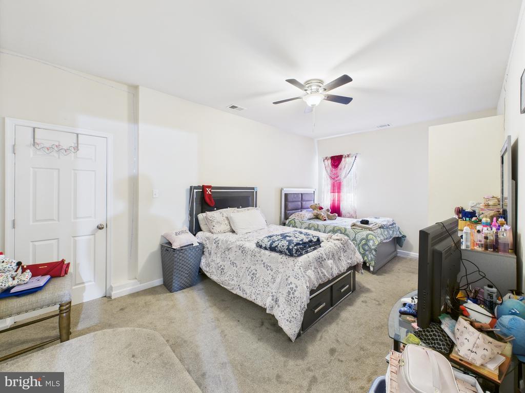 9803 LEAVELLS RD, FREDERICKSBURG, Virginia 22407, 3 Bedrooms Bedrooms, ,2 BathroomsBathrooms,Residential,9803 LEAVELLS RD,VASP2034668 MLS # VASP2034668