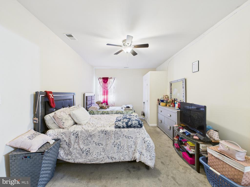 9803 LEAVELLS RD, FREDERICKSBURG, Virginia 22407, 3 Bedrooms Bedrooms, ,2 BathroomsBathrooms,Residential,9803 LEAVELLS RD,VASP2034668 MLS # VASP2034668