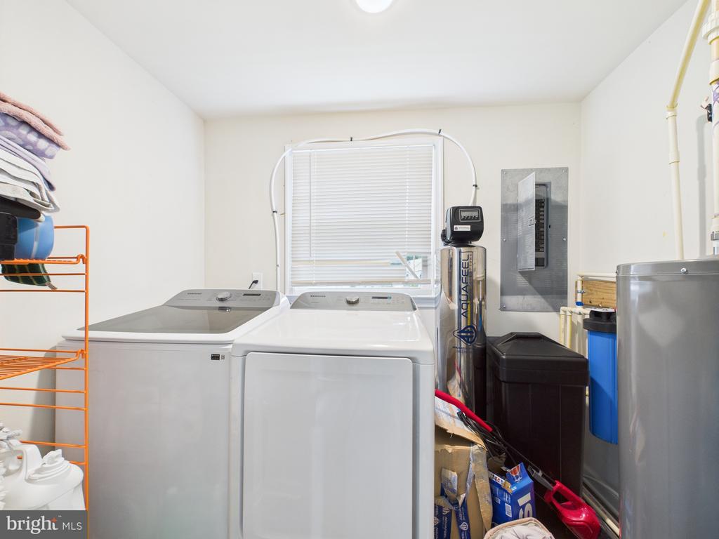 9803 LEAVELLS RD, FREDERICKSBURG, Virginia 22407, 3 Bedrooms Bedrooms, ,2 BathroomsBathrooms,Residential,9803 LEAVELLS RD,VASP2034668 MLS # VASP2034668