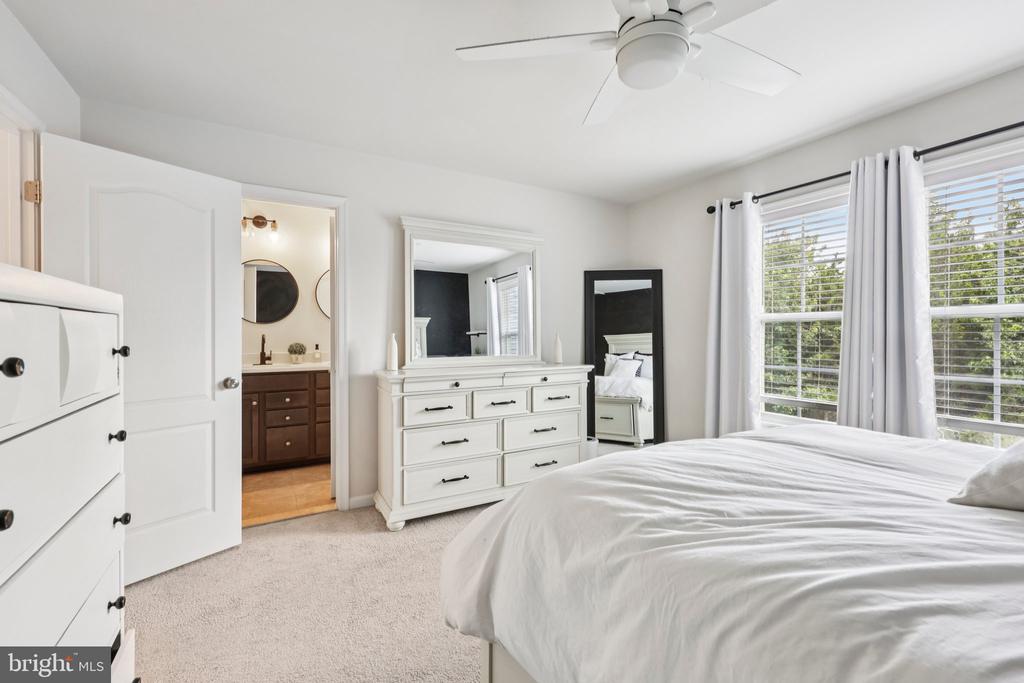 12131 BOWLING FARM CT, FREDERICKSBURG, Virginia 22407, 3 Bedrooms Bedrooms, ,2 BathroomsBathrooms,Residential,12131 BOWLING FARM CT,VASP2034686 MLS # VASP2034686