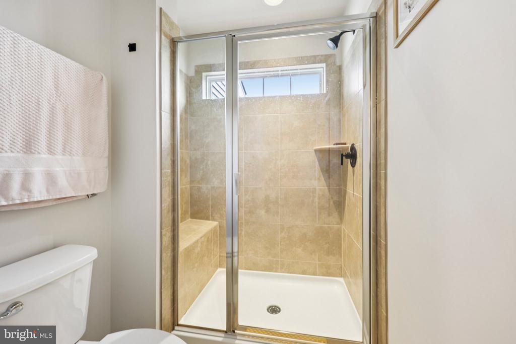12131 BOWLING FARM CT, FREDERICKSBURG, Virginia 22407, 3 Bedrooms Bedrooms, ,2 BathroomsBathrooms,Residential,12131 BOWLING FARM CT,VASP2034686 MLS # VASP2034686