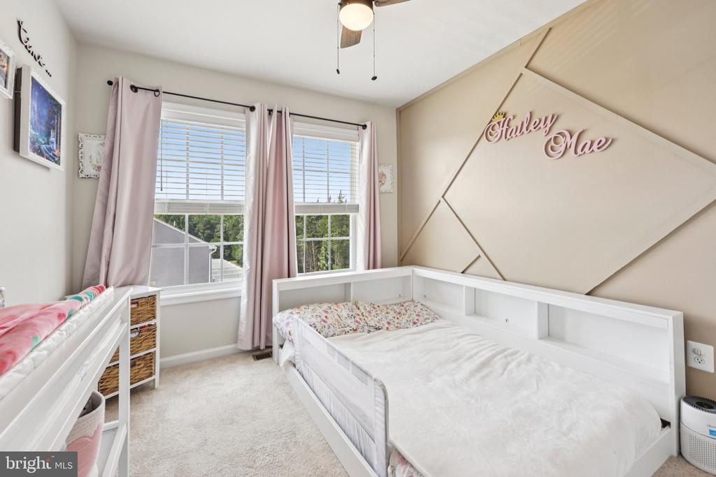 12131 BOWLING FARM CT, FREDERICKSBURG, Virginia 22407, 3 Bedrooms Bedrooms, ,2 BathroomsBathrooms,Residential,12131 BOWLING FARM CT,VASP2034686 MLS # VASP2034686