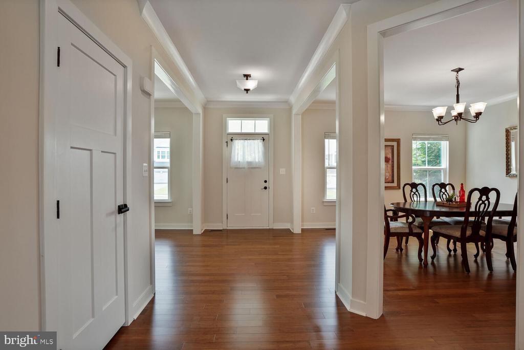 7483 LAKE WILLOW CT, WARRENTON, Virginia, 8 Bedrooms Bedrooms, ,6 BathroomsBathrooms,Residential,7483 LAKE WILLOW CT,VAFQ2017464 MLS # VAFQ2017464