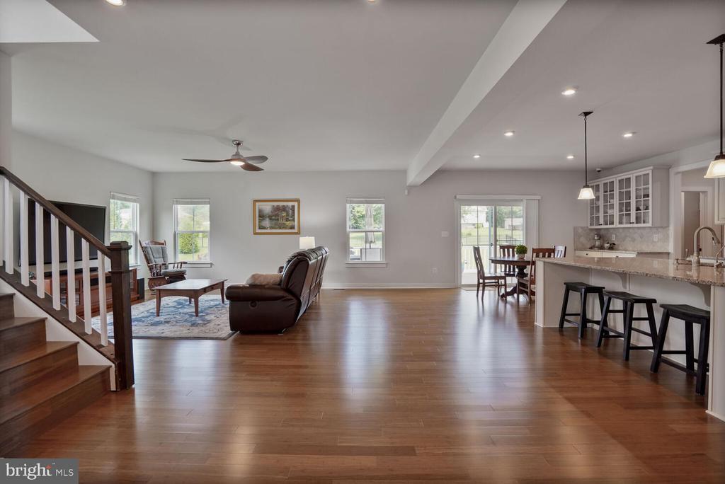 7483 LAKE WILLOW CT, WARRENTON, Virginia, 8 Bedrooms Bedrooms, ,6 BathroomsBathrooms,Residential,7483 LAKE WILLOW CT,VAFQ2017464 MLS # VAFQ2017464
