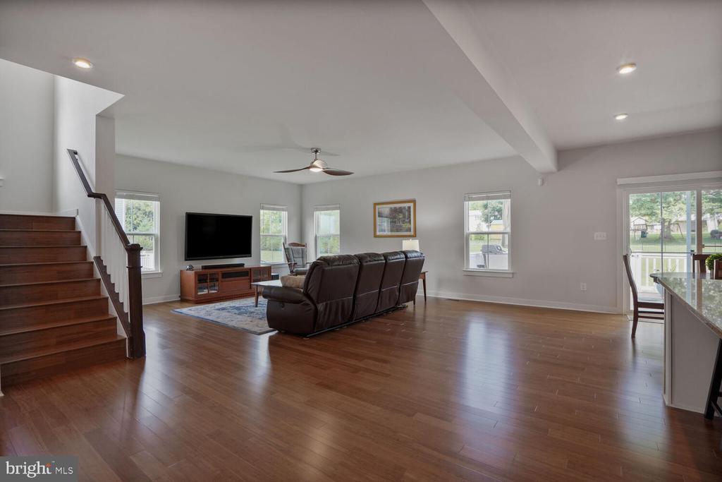 7483 LAKE WILLOW CT, WARRENTON, Virginia, 8 Bedrooms Bedrooms, ,6 BathroomsBathrooms,Residential,7483 LAKE WILLOW CT,VAFQ2017464 MLS # VAFQ2017464