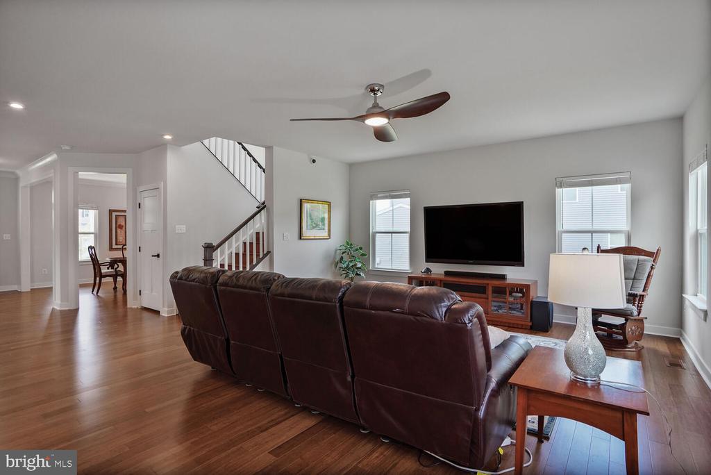 7483 LAKE WILLOW CT, WARRENTON, Virginia, 8 Bedrooms Bedrooms, ,6 BathroomsBathrooms,Residential,7483 LAKE WILLOW CT,VAFQ2017464 MLS # VAFQ2017464