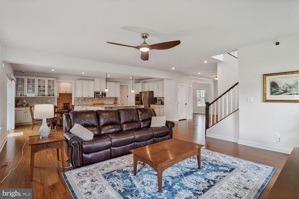 7483 LAKE WILLOW CT, WARRENTON, Virginia, 8 Bedrooms Bedrooms, ,6 BathroomsBathrooms,Residential,7483 LAKE WILLOW CT,VAFQ2017464 MLS # VAFQ2017464