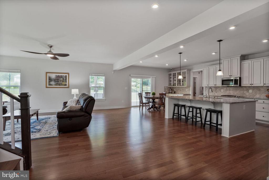 7483 LAKE WILLOW CT, WARRENTON, Virginia, 8 Bedrooms Bedrooms, ,6 BathroomsBathrooms,Residential,7483 LAKE WILLOW CT,VAFQ2017464 MLS # VAFQ2017464