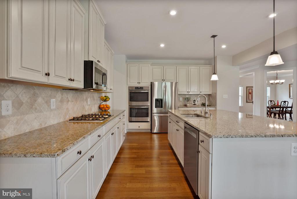 7483 LAKE WILLOW CT, WARRENTON, Virginia, 8 Bedrooms Bedrooms, ,6 BathroomsBathrooms,Residential,7483 LAKE WILLOW CT,VAFQ2017464 MLS # VAFQ2017464
