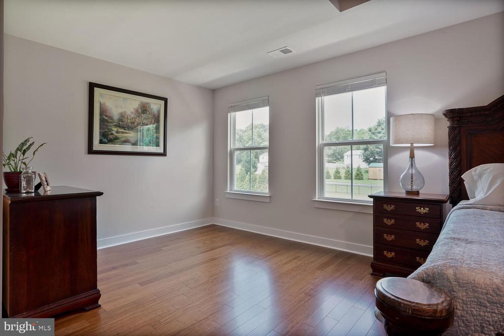 7483 LAKE WILLOW CT, WARRENTON, Virginia, 8 Bedrooms Bedrooms, ,6 BathroomsBathrooms,Residential,7483 LAKE WILLOW CT,VAFQ2017464 MLS # VAFQ2017464