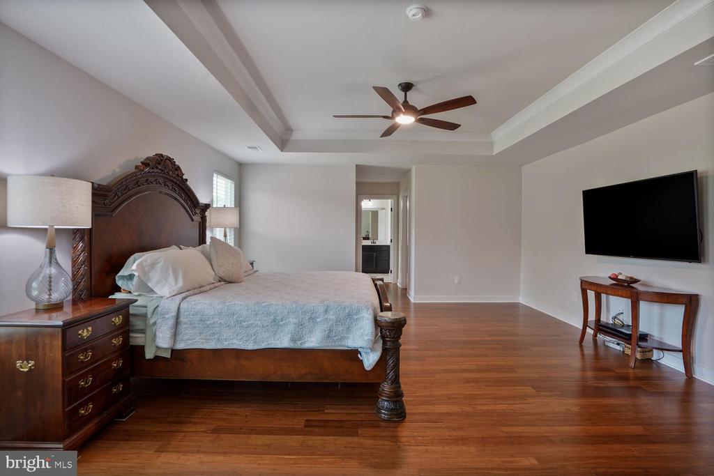 7483 LAKE WILLOW CT, WARRENTON, Virginia, 8 Bedrooms Bedrooms, ,6 BathroomsBathrooms,Residential,7483 LAKE WILLOW CT,VAFQ2017464 MLS # VAFQ2017464