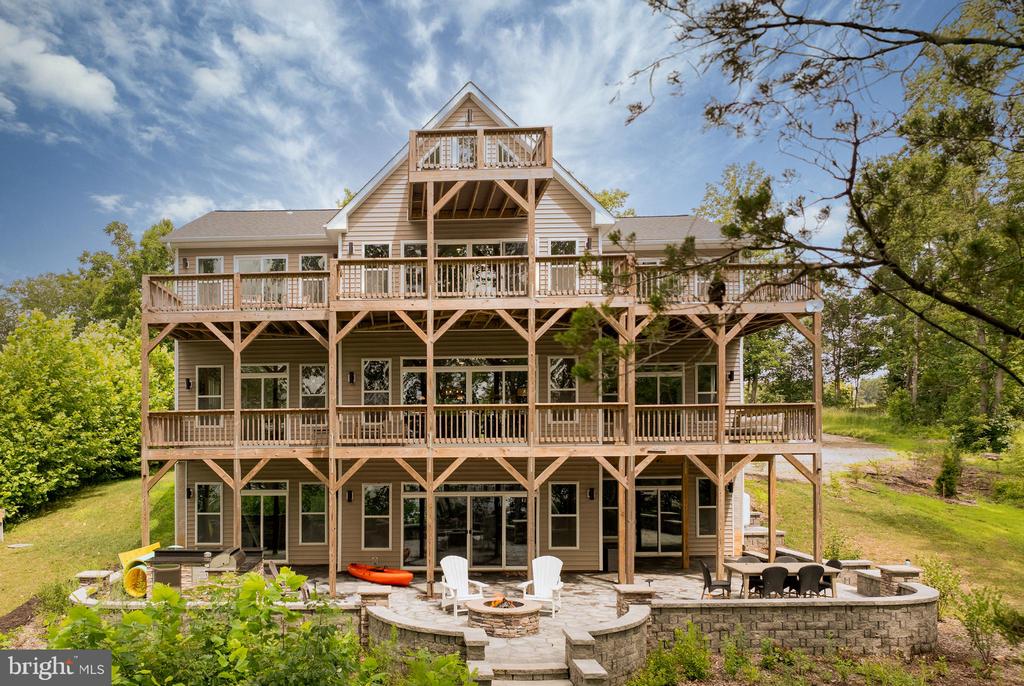 5727 PRIVATE RD, MINERAL, Virginia 23117, 5 Bedrooms Bedrooms, ,5 BathroomsBathrooms,Residential,5727 PRIVATE RD,VASP2034692 MLS # VASP2034692