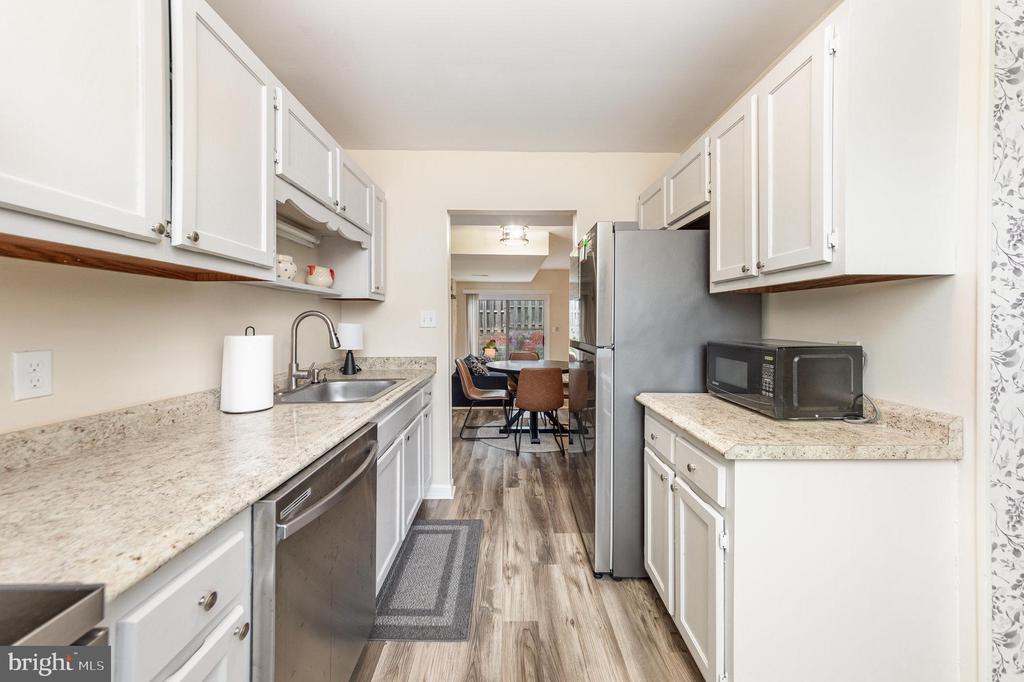 2209 HAMWAY DR, FREDERICKSBURG, Virginia 22407, 2 Bedrooms Bedrooms, ,2 BathroomsBathrooms,Residential,MILL GARDEN,2209 HAMWAY DR,VASP2034760 MLS # VASP2034760