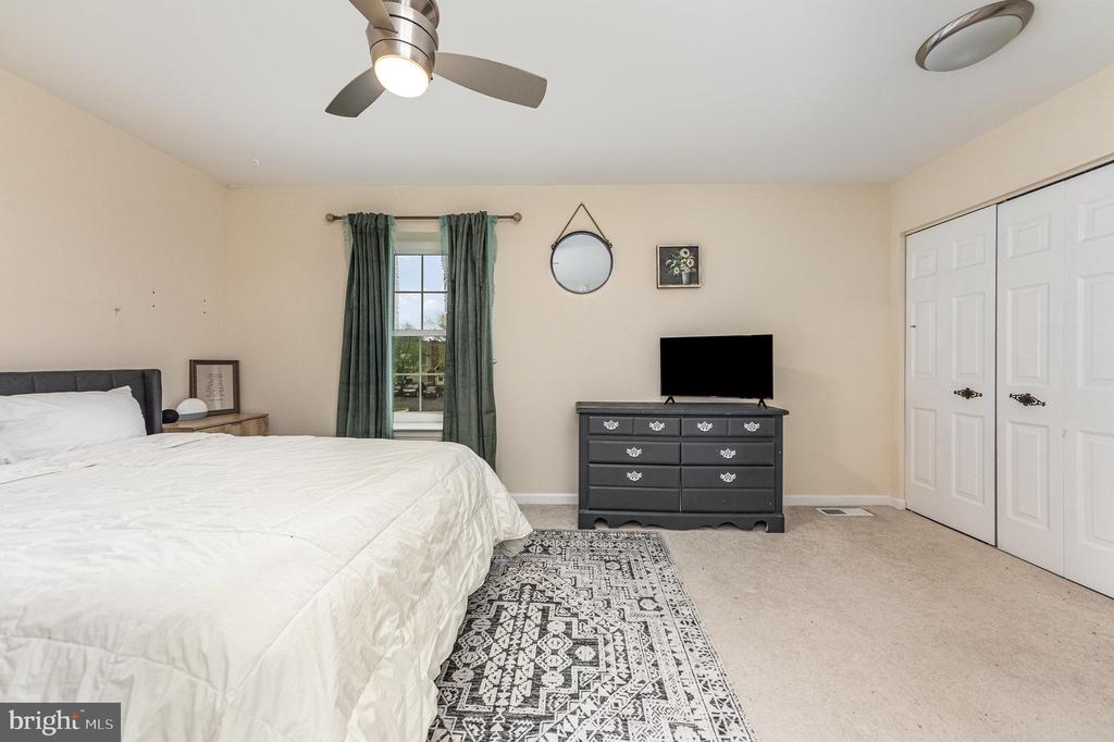 2209 HAMWAY DR, FREDERICKSBURG, Virginia 22407, 2 Bedrooms Bedrooms, ,2 BathroomsBathrooms,Residential,MILL GARDEN,2209 HAMWAY DR,VASP2034760 MLS # VASP2034760