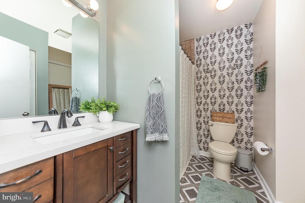 2209 HAMWAY DR, FREDERICKSBURG, Virginia 22407, 2 Bedrooms Bedrooms, ,2 BathroomsBathrooms,Residential,MILL GARDEN,2209 HAMWAY DR,VASP2034760 MLS # VASP2034760