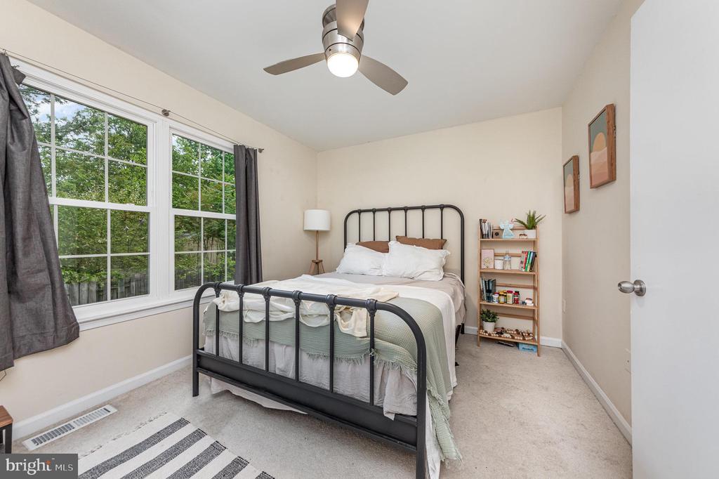 2209 HAMWAY DR, FREDERICKSBURG, Virginia 22407, 2 Bedrooms Bedrooms, ,2 BathroomsBathrooms,Residential,MILL GARDEN,2209 HAMWAY DR,VASP2034760 MLS # VASP2034760