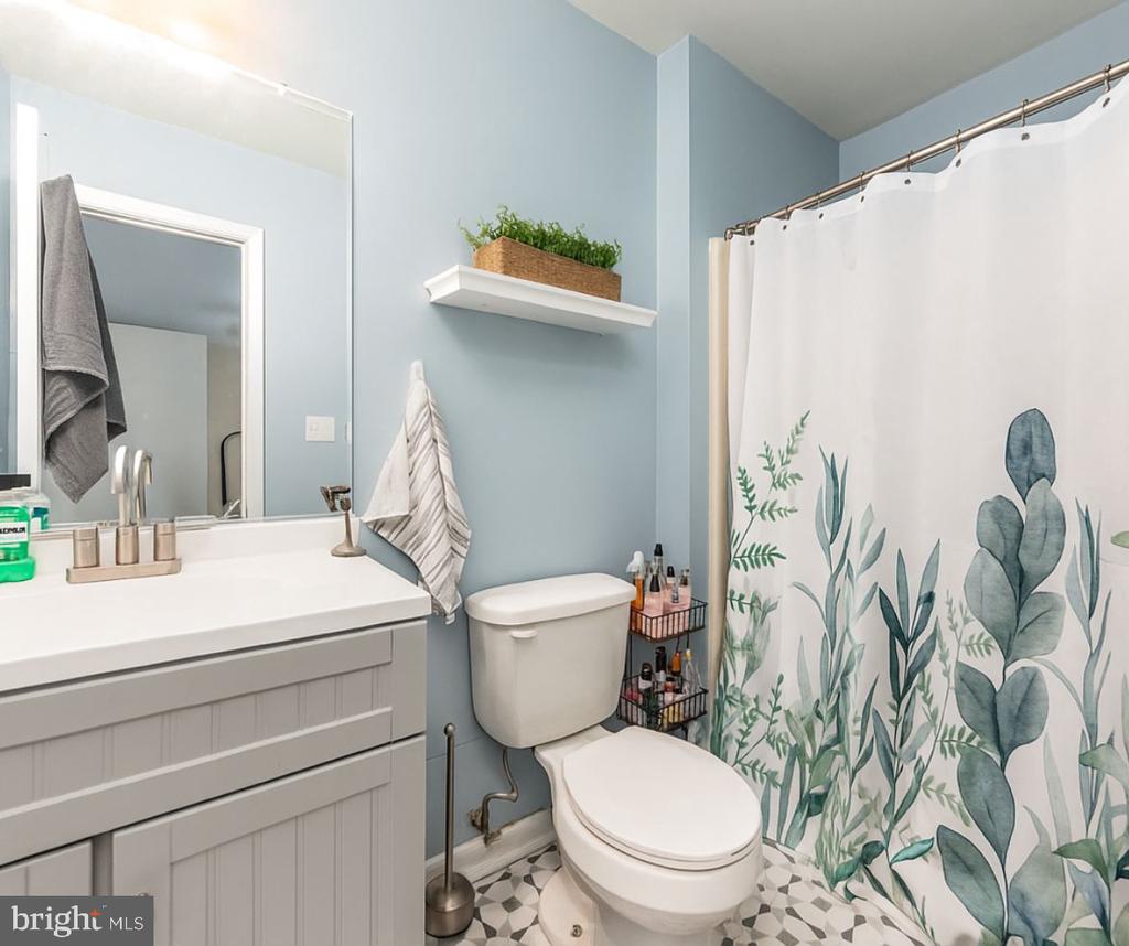2209 HAMWAY DR, FREDERICKSBURG, Virginia 22407, 2 Bedrooms Bedrooms, ,2 BathroomsBathrooms,Residential,MILL GARDEN,2209 HAMWAY DR,VASP2034760 MLS # VASP2034760