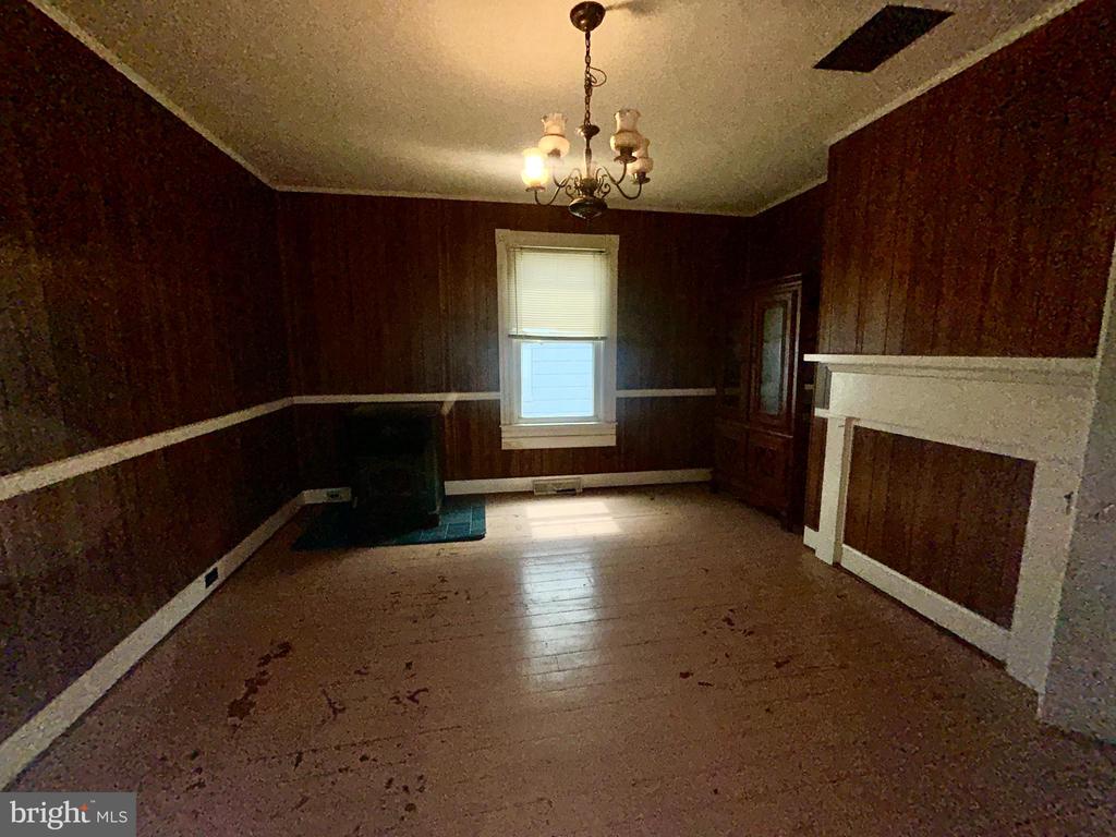 161 MAIN ST E, ORANGE, Virginia 22960, 3 Bedrooms Bedrooms, ,1 BathroomBathrooms,Residential,161 MAIN ST E,VAOR2010226 MLS # VAOR2010226