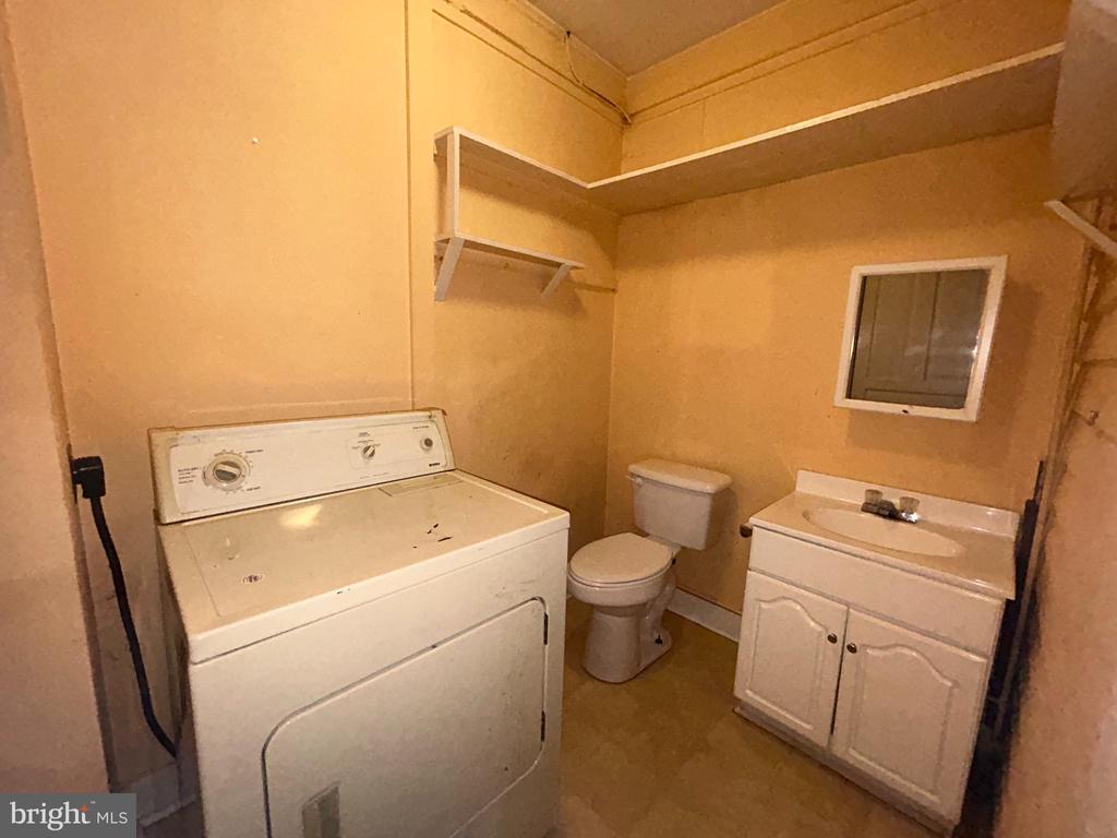 161 MAIN ST E, ORANGE, Virginia 22960, 3 Bedrooms Bedrooms, ,1 BathroomBathrooms,Residential,161 MAIN ST E,VAOR2010226 MLS # VAOR2010226