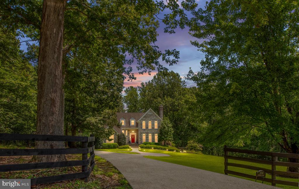 10361 DOMINION CT, MARSHALL, Virginia, 4 Bedrooms Bedrooms, ,4 BathroomsBathrooms,Residential,10361 DOMINION CT,VAFQ2017478 MLS # VAFQ2017478